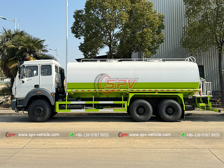 BEIBEN Heavy -Duty Water Bowser - Right Side